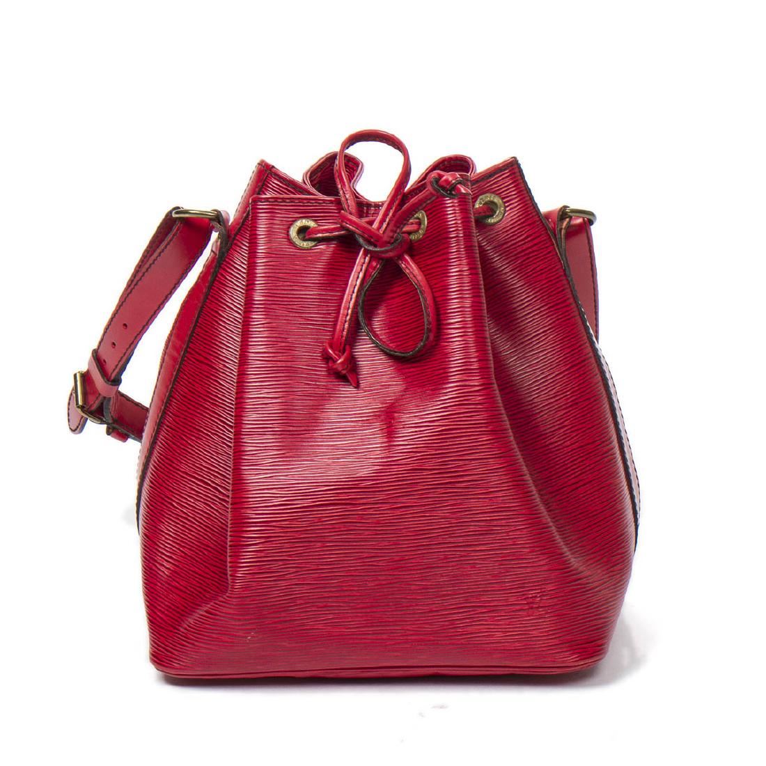 Louis Vuitton Noe Black Stitching Pm