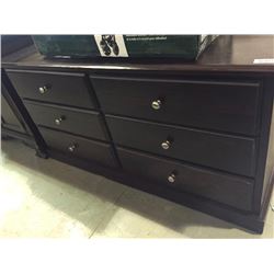 6 Drawer dresser new condition