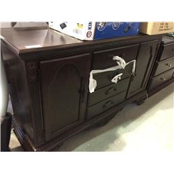 4 drawer hutch new condition