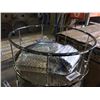 Image 2 : chandelier out of box