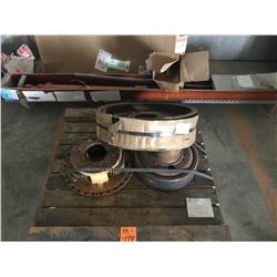 PALLET WITH PLANETARY, SUN GEAR, BELT PULLEY AND , HYDRAULIC CYLINDER AND FAN SHROUDE