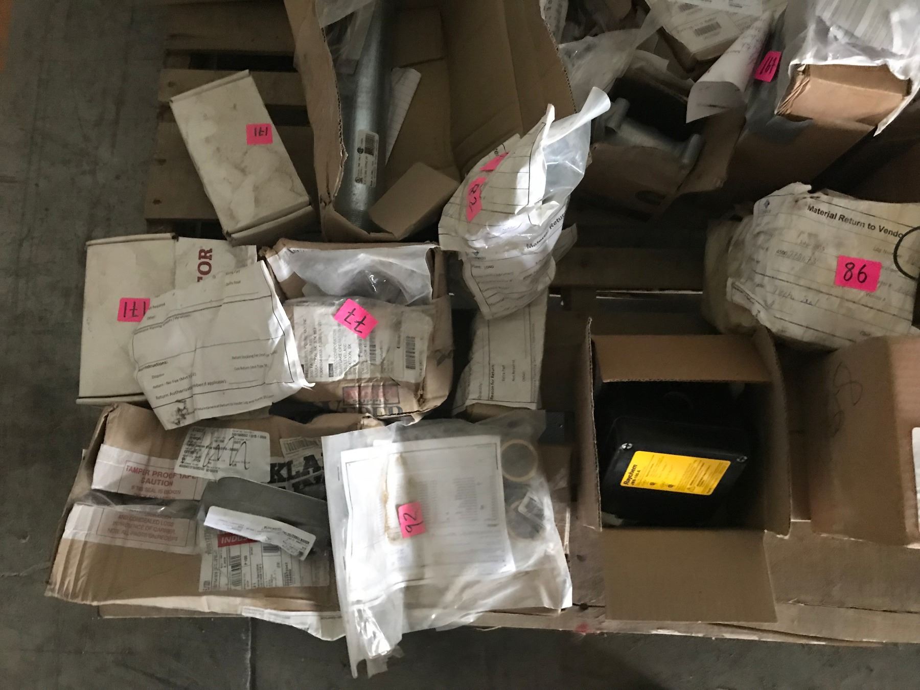 PALLET WITH TYCO THERMAL CONTROLS, NUTS, BOLTS, ELECTRICAL CONNECTORS