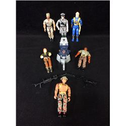 G.I JOE ACTION FIGURE W/ WEAPONS & ACCESSORIES LOT