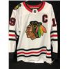 Image 4 : JONATHAN TOEWS SIGNED BLACKHAWKS JERSEY W/ FRAMEWORTH COA