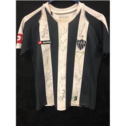 ATLETICO MINEIRO TEAM AUTOGRAPHED SOCCER JERSEY (RONALDHINO...)JSA COA