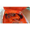 Image 2 : CORDLESS 18V BLACK AND DECKER DRILL IN CASE