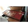Image 1 : LOT OF TRAYS AND SIGN