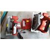 Image 1 : 2 MILWAUKEE CIRCULAR SAWS AND CHARGER TESTED AND WORKING