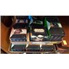 Image 2 : 2 TRAYS OF STARWARS COLLECTABLES