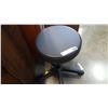 Image 1 : ROLLING STOOL