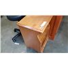 Image 2 : VILAS MAPLE NIGHTSTAND