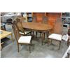 Image 2 : DINING TABLE WITH 2 LEAFS AND SIX CHAIRS