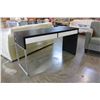 Image 2 : MODERN 2 DRAWER DESK