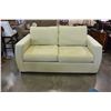 Image 2 : BEIGE LOVESEAT