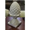 Image 1 : 2 PIECE CERAMIC ACORN