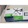 Image 2 : 13 TO 32 INCH FULL MOTION AND 47 TO 80 INCH FIXED POSITION INSIGNIA TV WALL MOUNT