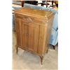 Image 1 : WULNUT CUPBOARD