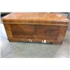 Image 2 : LANE CEDAR CHEST