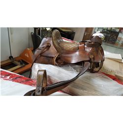 LEATHER SADDLE