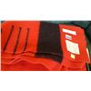 Image 2 : RED HUDSON BAY CO BLANKET