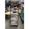 Image 2 : MODERN 5 TIER SHELF UNIT