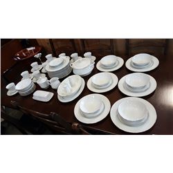 SET OF TIFFANY PORCELAINE CHINA