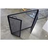 Image 2 : IRON FIRE SCREEN