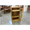 Image 2 : 4 TALL 2 DOOR 2 DRAWER CABINET