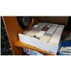 Image 1 : BOX OF SPORTS CARDS
