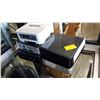 Image 1 : 5 TV BOXES