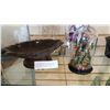 Image 3 : GLASS DOMES WITH GLASS FIGURE EASTERN FIGURE AND FLORAL AND WOOD MUSICAL DISH