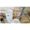 Image 2 : 3 GLASS VASES