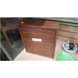 JEWELERY BOX WITH CONTENTS