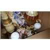 Image 2 : BOX OF VINTAGE LAMPS