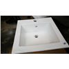 Image 2 : PORCELAIN SINK