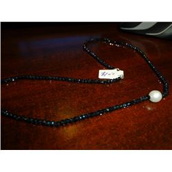 Natural stone and pearl necklace