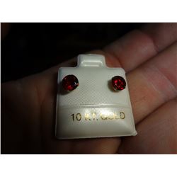 10k Gold Garnet Ear Rings