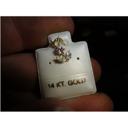 14k Gold Flower Pendant