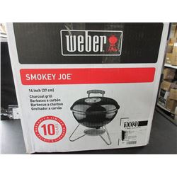 New Weber Smokey Joe Charcoal Grill / 14 inch portable