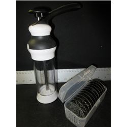 Icing Press with 12 Stainless steel design Disks in storage case