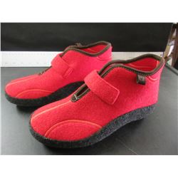Women's Klaveness of Norway Slippers Amazing comfort and Quality/ size 7