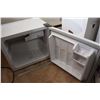 Image 3 : BayCrest Mini Fridge