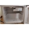 Image 4 : BayCrest Mini Fridge