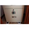 Image 2 : Two-Drawer Metal File Cabinet w/Key
