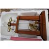 Image 5 : NIB Stratford Collection Set of Tiffany Table Lamps