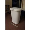 Image 1 : Rubbermaid Trash Can (25” x 18” x 14”)