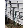 Image 6 : Lot of Gardening Related Poles (6)