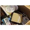 Image 3 : Box of Misc (Cords, Paint Brushes, Containers, Pins)