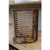 Image 2 : Vintage Tractor Grill