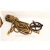 Image 1 : Antique Cast Iron Well Pulley & Hemp Rope